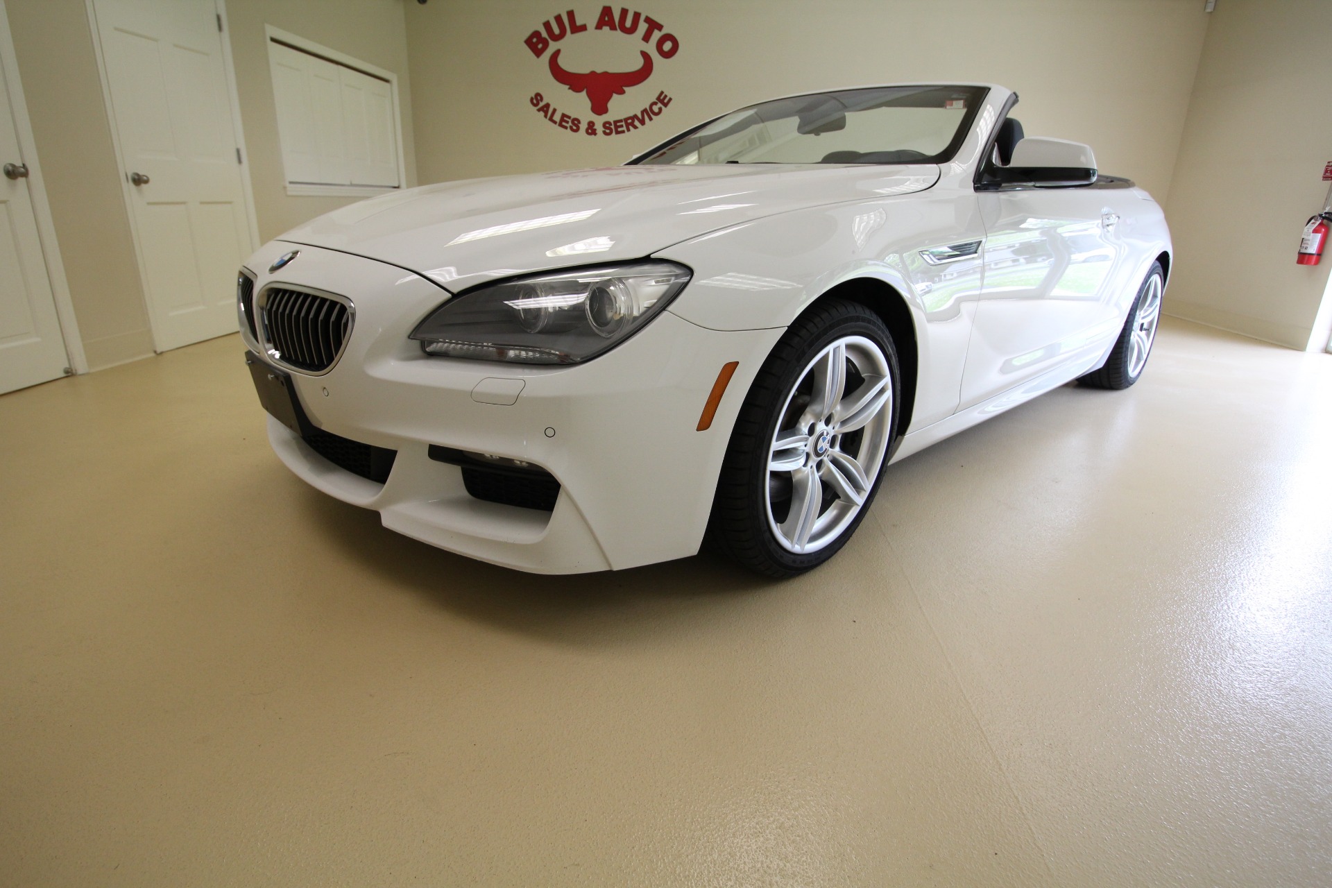 Used 2014 BMW 6-Series 640xi Convertible for sale $31,990 at AAN Master 2027 in Gurnee IL 60031 1