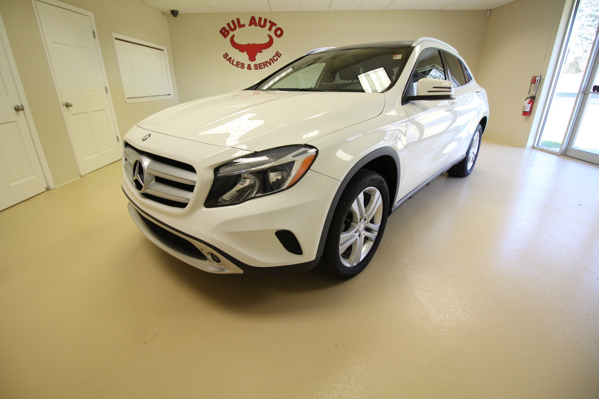Used 2016 Mercedes-Benz GLA-Class GLA250 4MATIC for sale $26,990 at AAN Master 2027 in Gurnee IL 60031 1