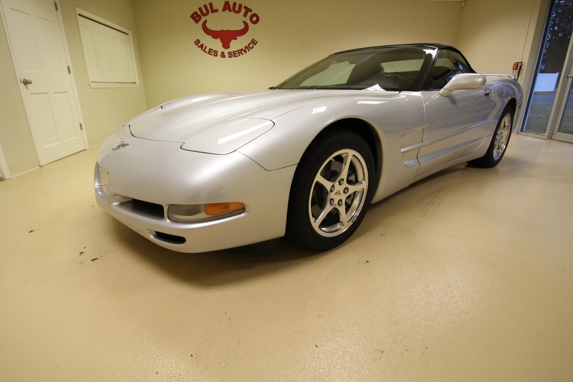 Used 2003 Chevrolet Corvette Convertible for sale $18,990 at AAN Master 2027 in Gurnee IL 60031 1