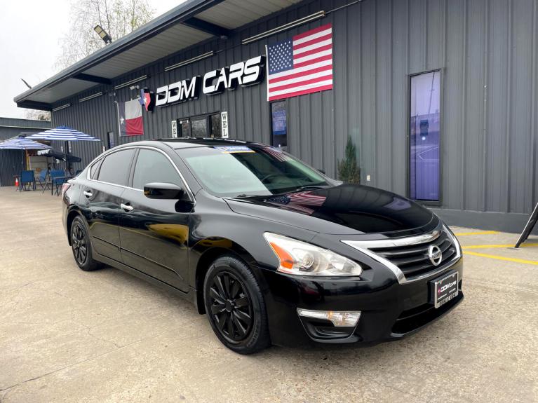 Used 2014 Nissan Altima 2.5 S for sale $9,995 at AAN Master 2027 in Gurnee IL 60031 1