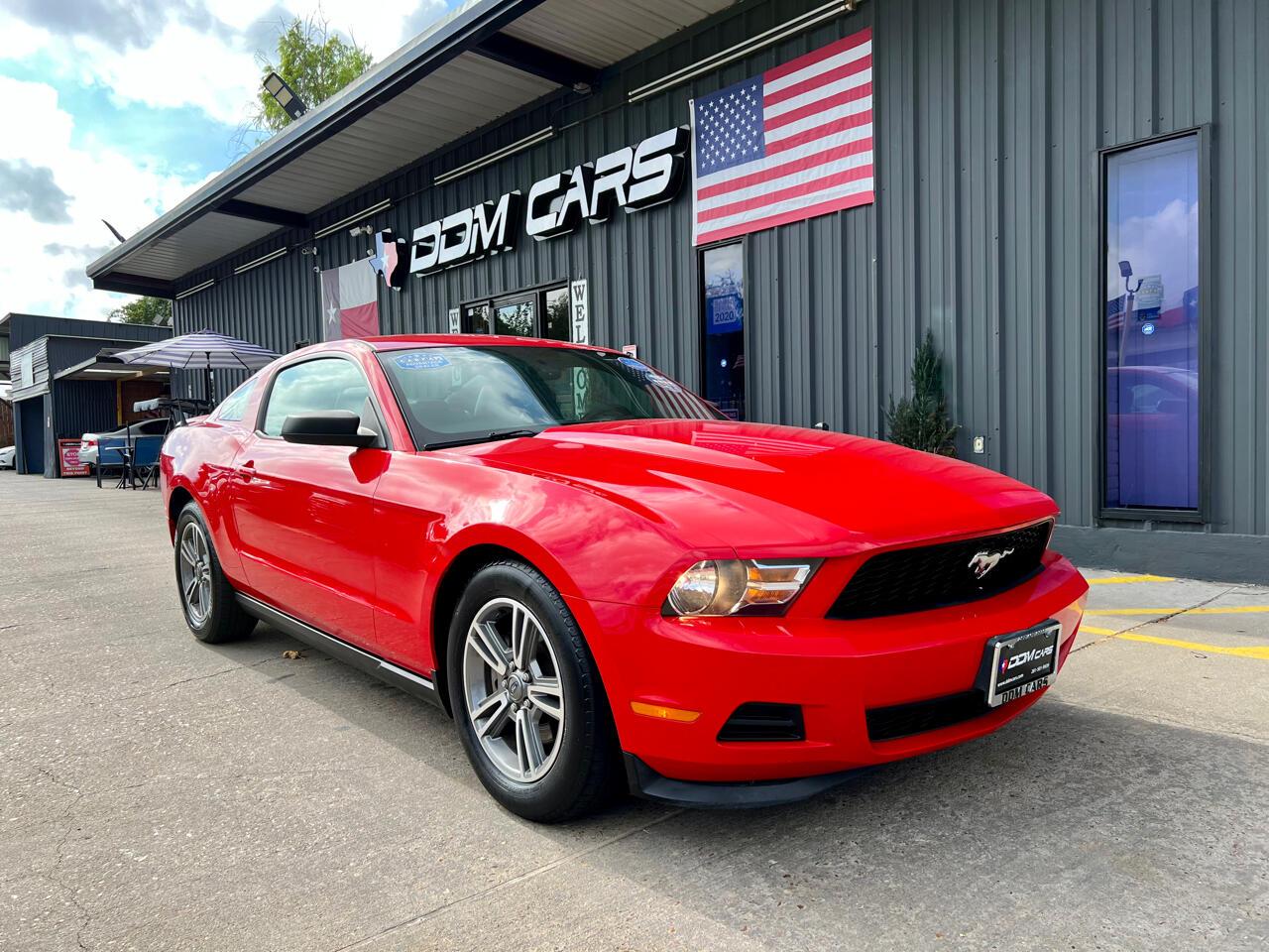 Used 2011 Ford Mustang V6 Coupe for sale $12,995 at AAN Master 2027 in Gurnee IL 60031 1