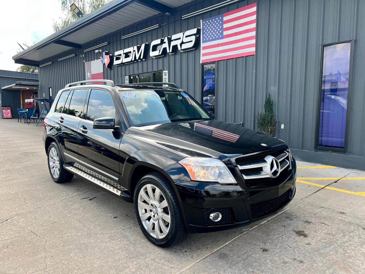 Used 2011 Mercedes-Benz GLK-Class GLK350 for sale $13,995 at AAN Master 2027 in Gurnee IL 60031 1